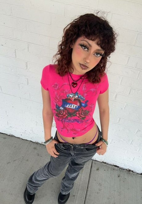 adolescente asiática de grandes tetas onlyfans caliente sexy galerías