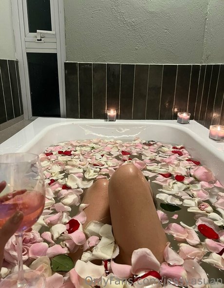 Jessyasuan estrella atractiva archivo