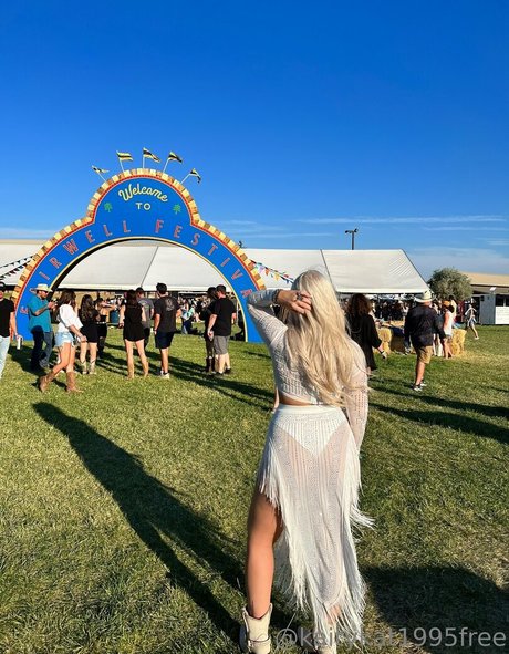 kaitykat1995free actriz adulta foto