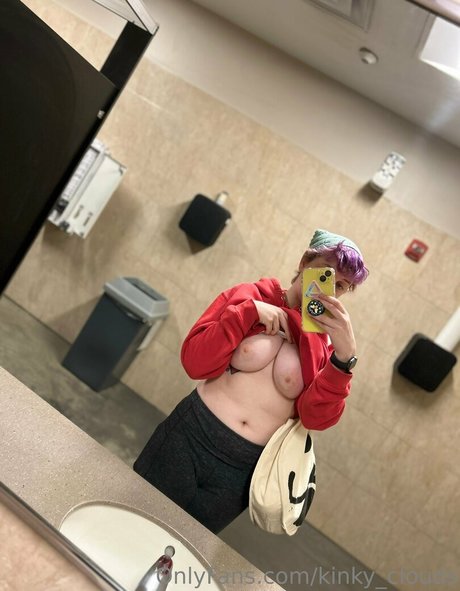 kinky clouds actriz porno recopilación