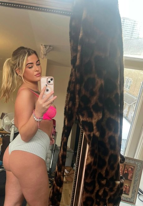 hollyerinx actriz libre galería