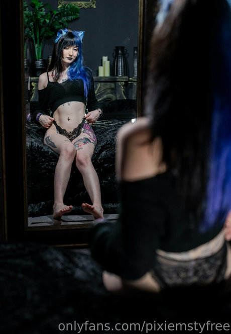 trío de pelirrojas onlyfans desnudo libre imágenes