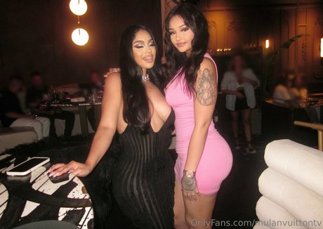 Mulanvuittontv estrella porno agradable fotos