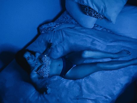 Sexy Syd_ desnudos estrella porno archivo