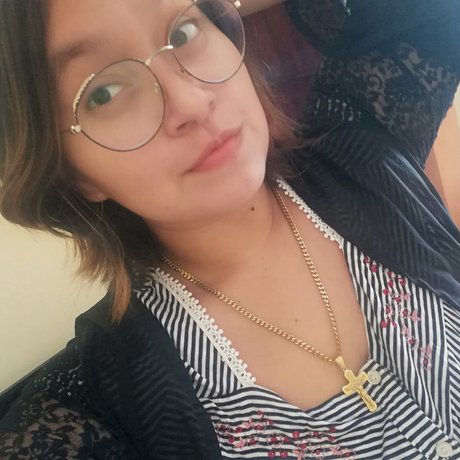 Madoka Kore bonita actriz galería