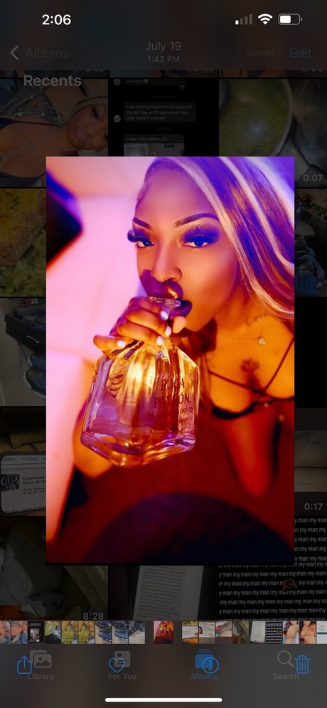 Aaliyah Brown estrella hermosa galería