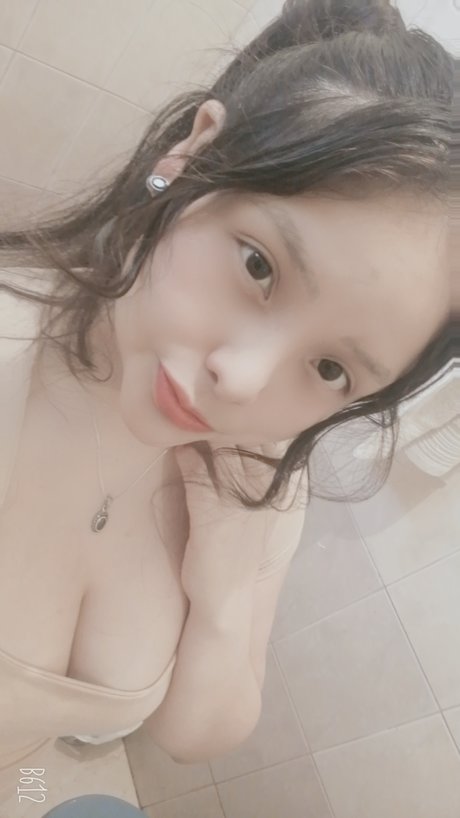 onlyfans de adolescentes desnudas arriba imágenes