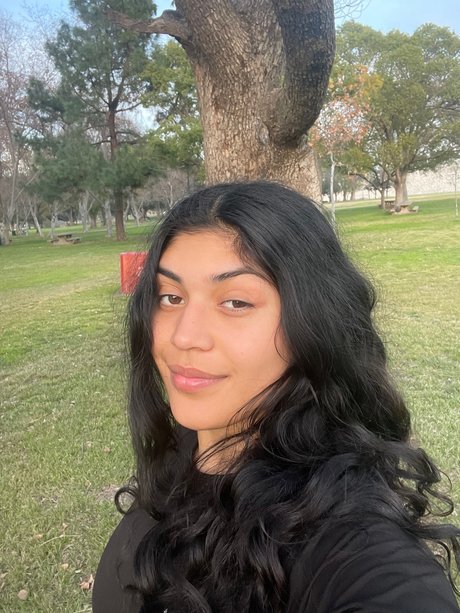 Alay modelo agradable imágenes