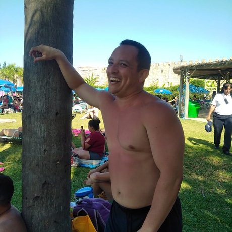 jose naveda modelo pornografico imágenes