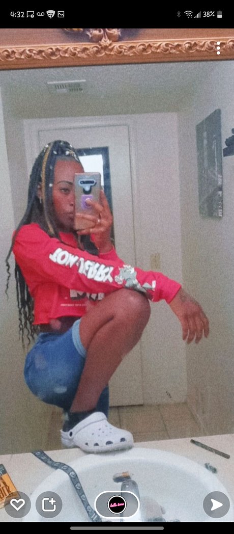 Y F vD rskin estrella porno erótica imagen