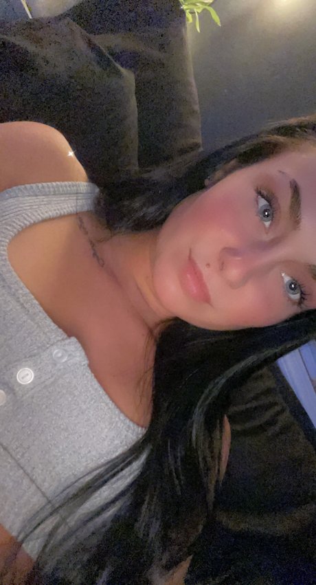 _sammie lee_ modelo superior imágenes