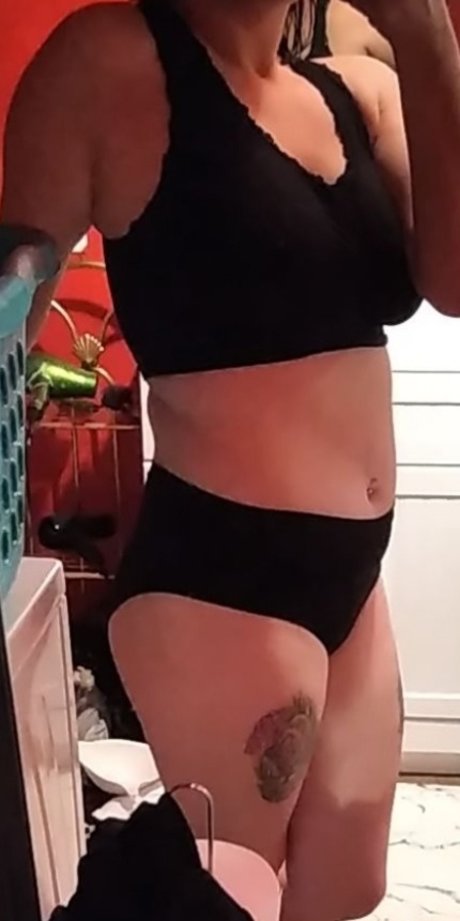 Sassy baby modelo desnudo archivo