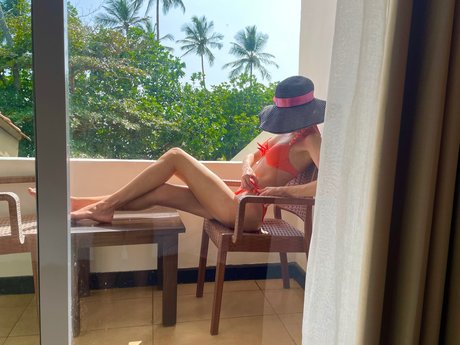 ElenaNaturalBeauty modelo bonita imagen