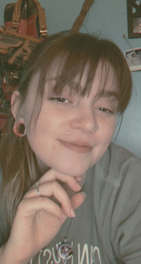 Petitefoxx estrella pornografica archivo