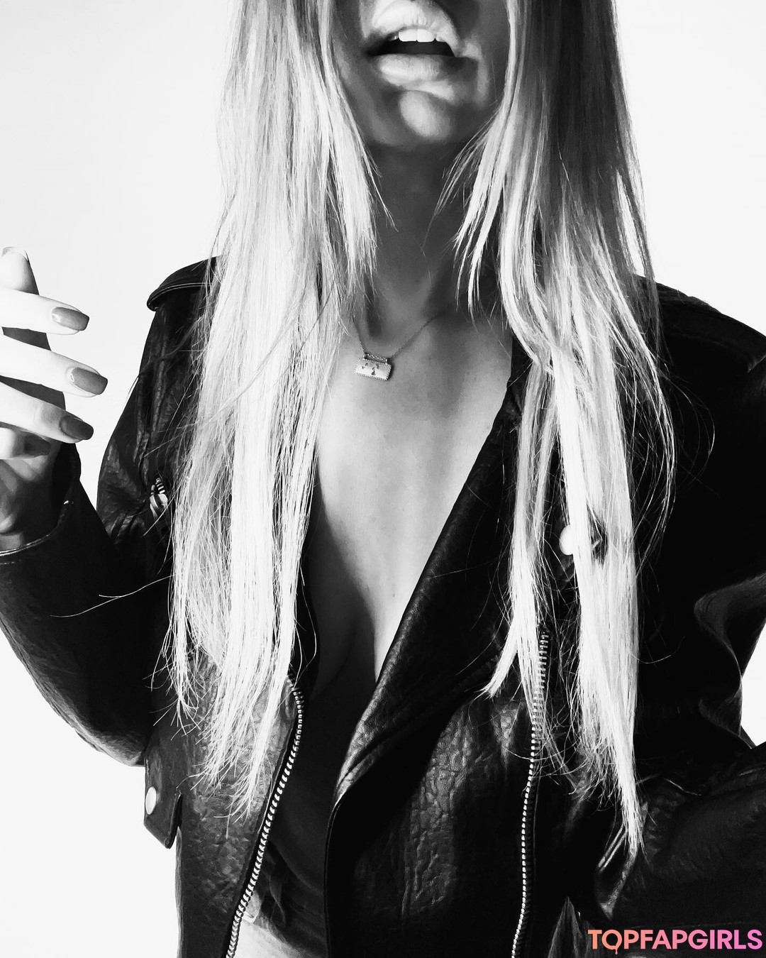 Ashley Schultz modelo erótico foto