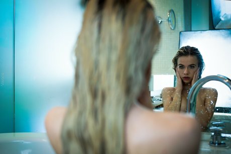 Alexandra Smelova actriz libre imágenes