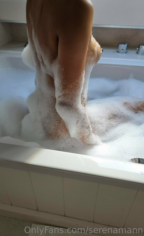 Serena Kaur Mann estrella perfecta galerías