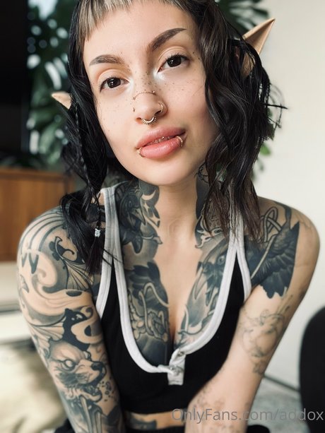 lamiendo axilas onlyfans perfecto hd imágenes