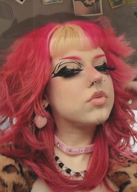 Caroline Carr_ Profilfoto