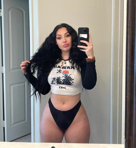 bxbbymaya estrella porno erótica imagen