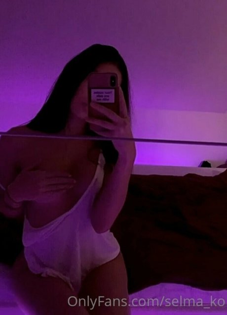 selma ko modelo sexual galerías