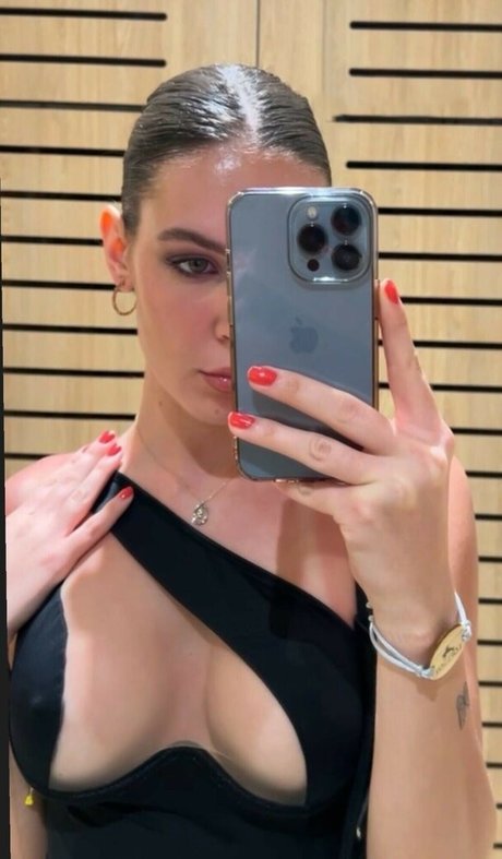 selma ko estrella erótica imágenes