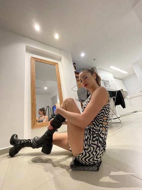 Yarden Lasry estrella porno en alta definición imagen