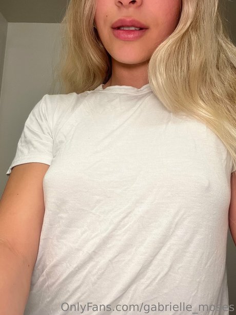 Gabrielle Moses estrella sexy galerías