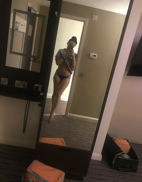 Sophia Smith actriz atractiva galerías