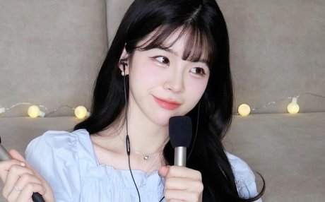 Asmr Yeonchu estrella sexy imagen