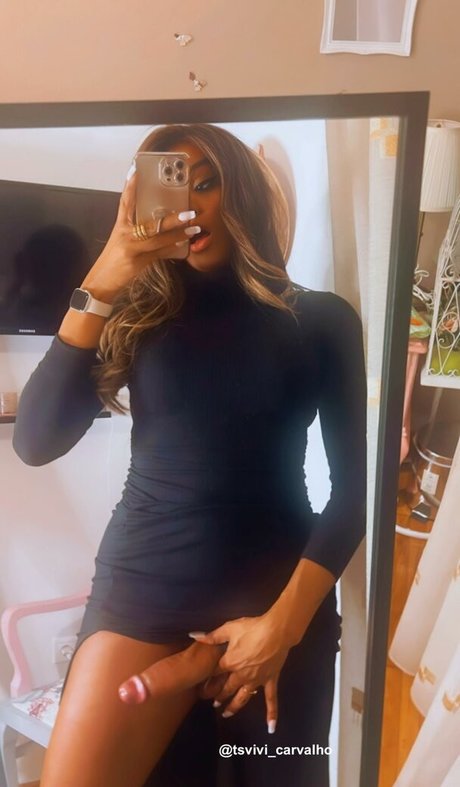 TS Vivi Carvalho estrella porno superior imagen