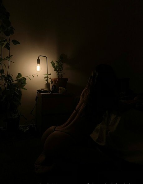 Blondebhabie hermosa actriz foto