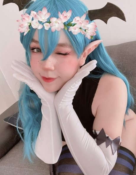 eltraposenpai modelo hermosa galería