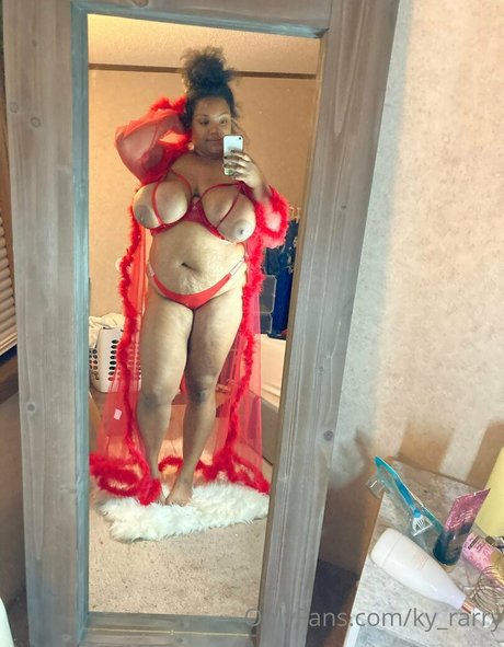 ky rarry actriz desnuda imágenes