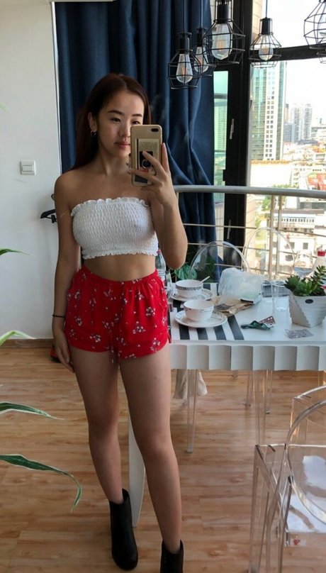 iyamliane modelo adulto galería