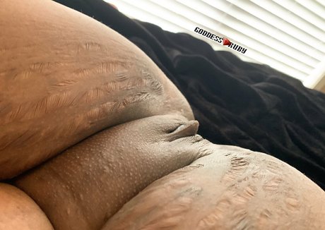 xgoddessrubyx estrella porno de alta calidad imágenes