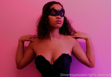 sincerelyamused sexo modelo galerías