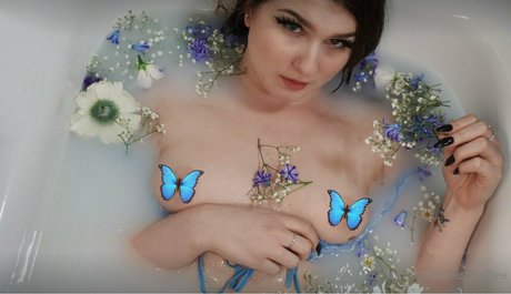 sarahlovesthatfree estrella porno erótica foto