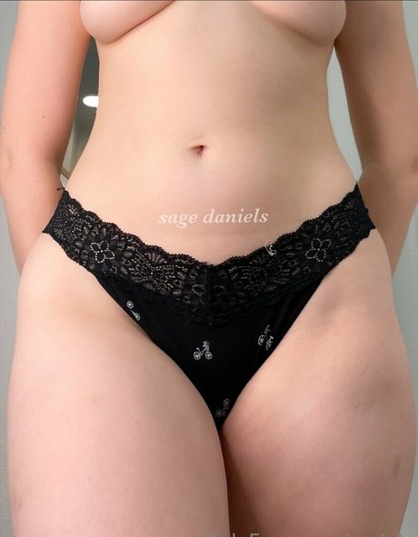 sgdnls modelo erótico foto