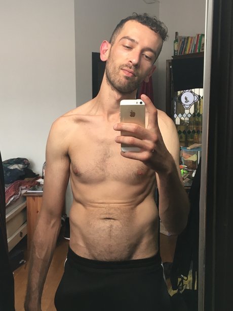 Esckaenor estrella porno hd foto