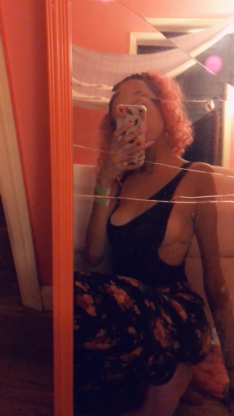 UNICORN BABE estrella porno en alta definición galerías