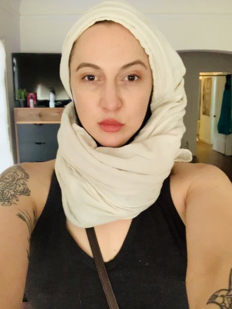 AnniBanANNI estrella porno exclusiva imagen