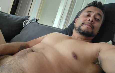 YaikO estrella hermosa galerías