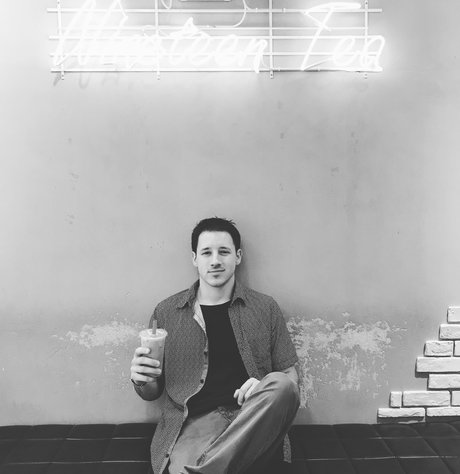 Call me Tony modelo atractivo foto