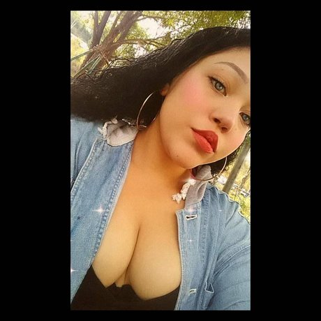 Yarisbeth hermosa estrella archivo