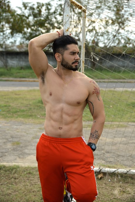 LALONGANIZA actriz xxx foto