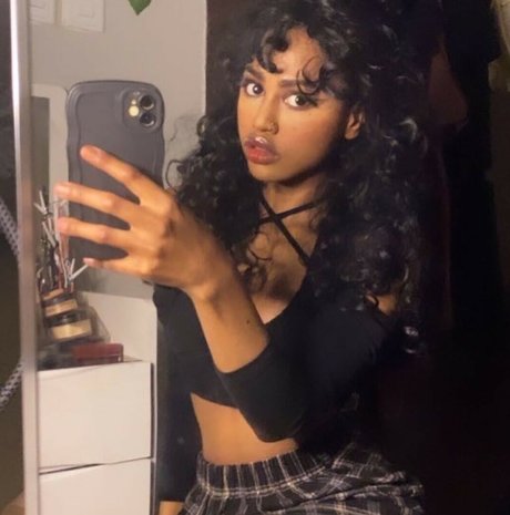 oil7ll arte estrella porno foto