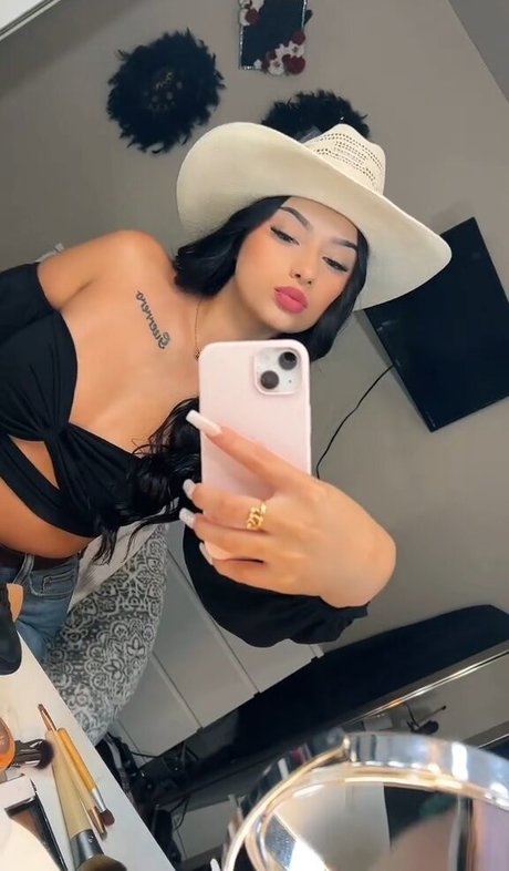 Leslie Emma estrella porno desnuda recopilación