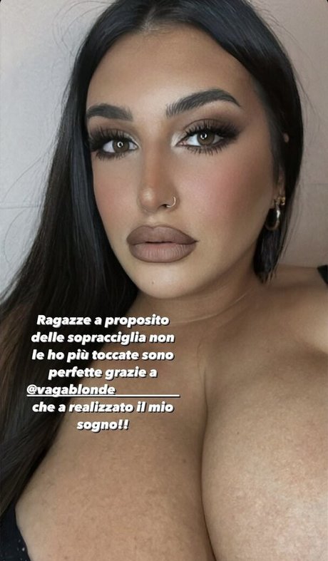 alessiabarbarossa modelo porno fotos