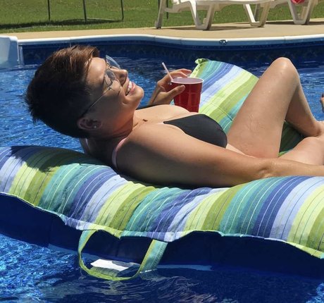 Hallie Clark estrella del sexo galería